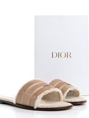 CHRISTIAN DIOR Suede Goatskin Shearling Embroidered Dway Slide Sandals 41 Cooki
